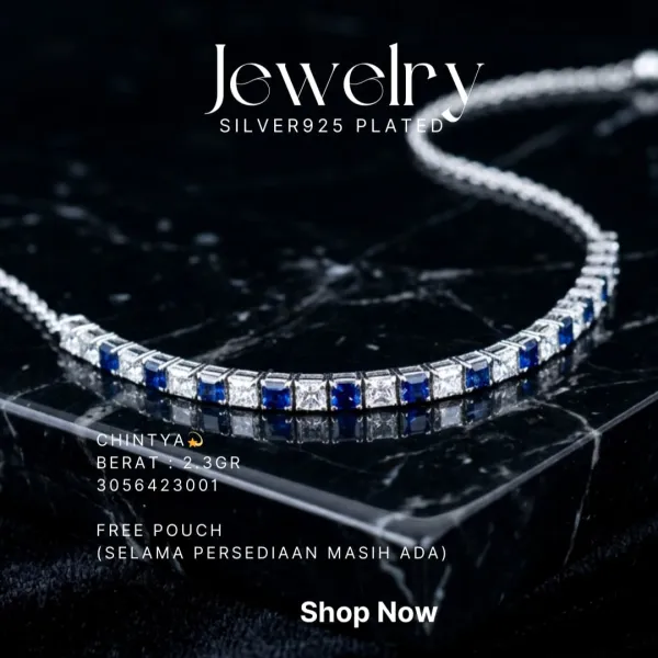 Gelang perak 925 model Chintya tennis dengan batu biru dan zirkonia di atas latar hitam