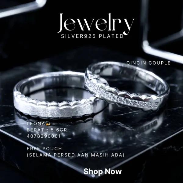 Cincin perak 925 model Leona pasangan couple motif bergelombang di atas latar hitam