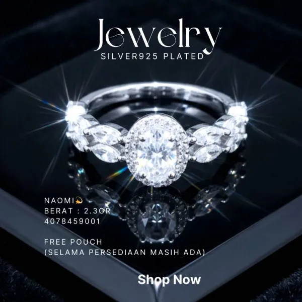 Cincin perak 925 model Naomi dengan zirkonia oval dan marquise di atas latar hitam