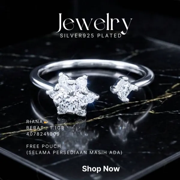 Cincin perak 925 model Riana zirkonia bentuk bintang di atas marmer hitam