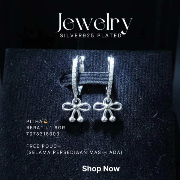 Anting perak 925 model Pitha huggie dengan liontin pita
