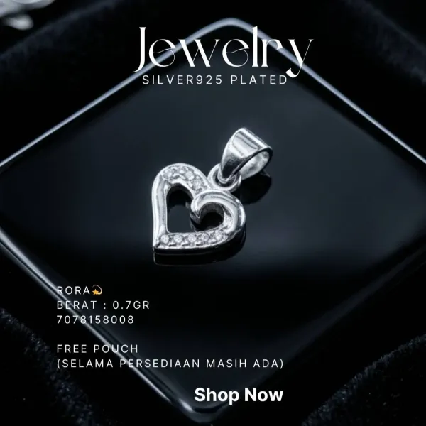 Liontin perak 925 model Rora bentuk hati dengan zirkonia di atas kaca hitam