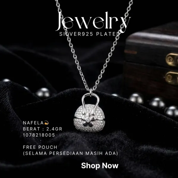 Kalung perak 925 model Nafela dengan liontin bentuk tas berhias zirkonia dan bunga di atas beludru h