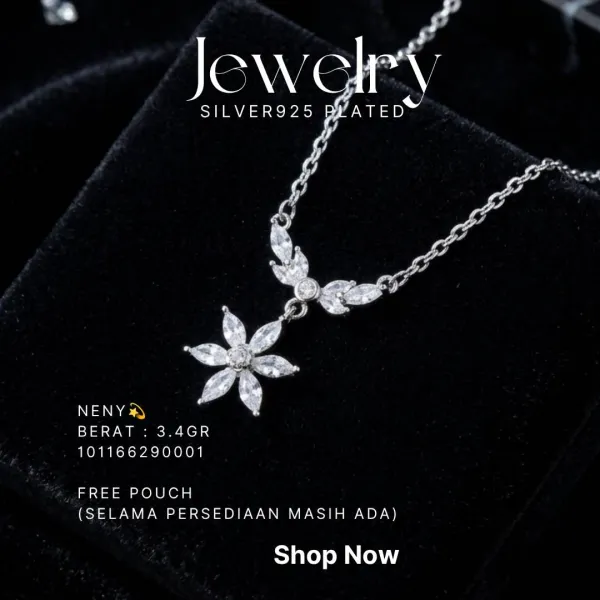 Kalung perak 925 model Neny bunga zirkonia di atas latar hitam