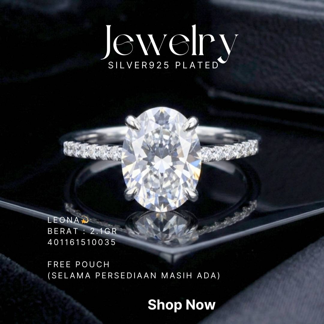 Cincin perak 925 model Leona dengan zirkonia oval besar di atas latar hitam
