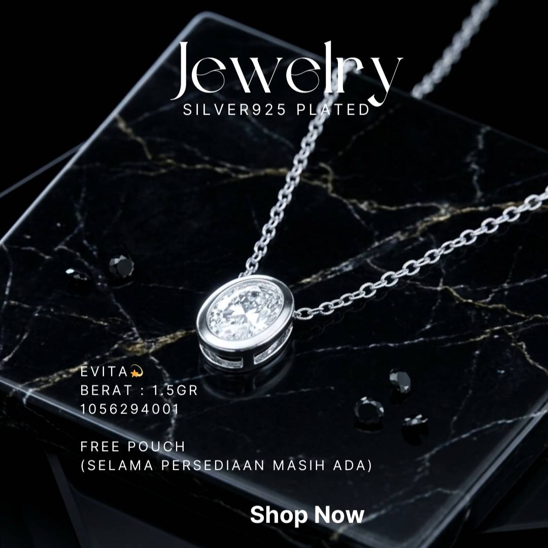 Kalung perak 925 model Evita dengan liontin zirkonia oval di atas latar hitam