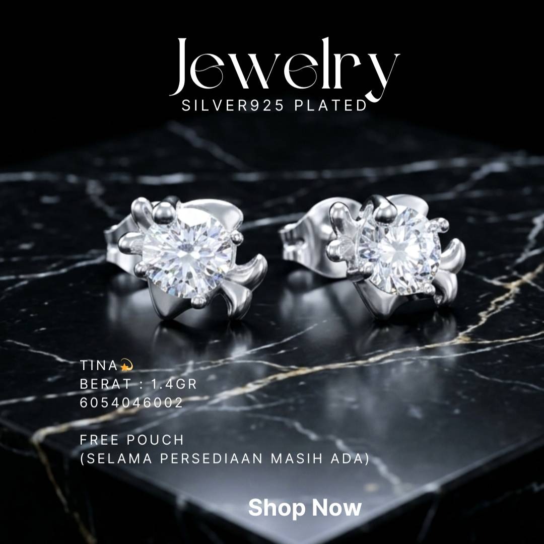 Anting perak 925 model Tina dengan zirkonia bulat model stud di atas marmer hitam