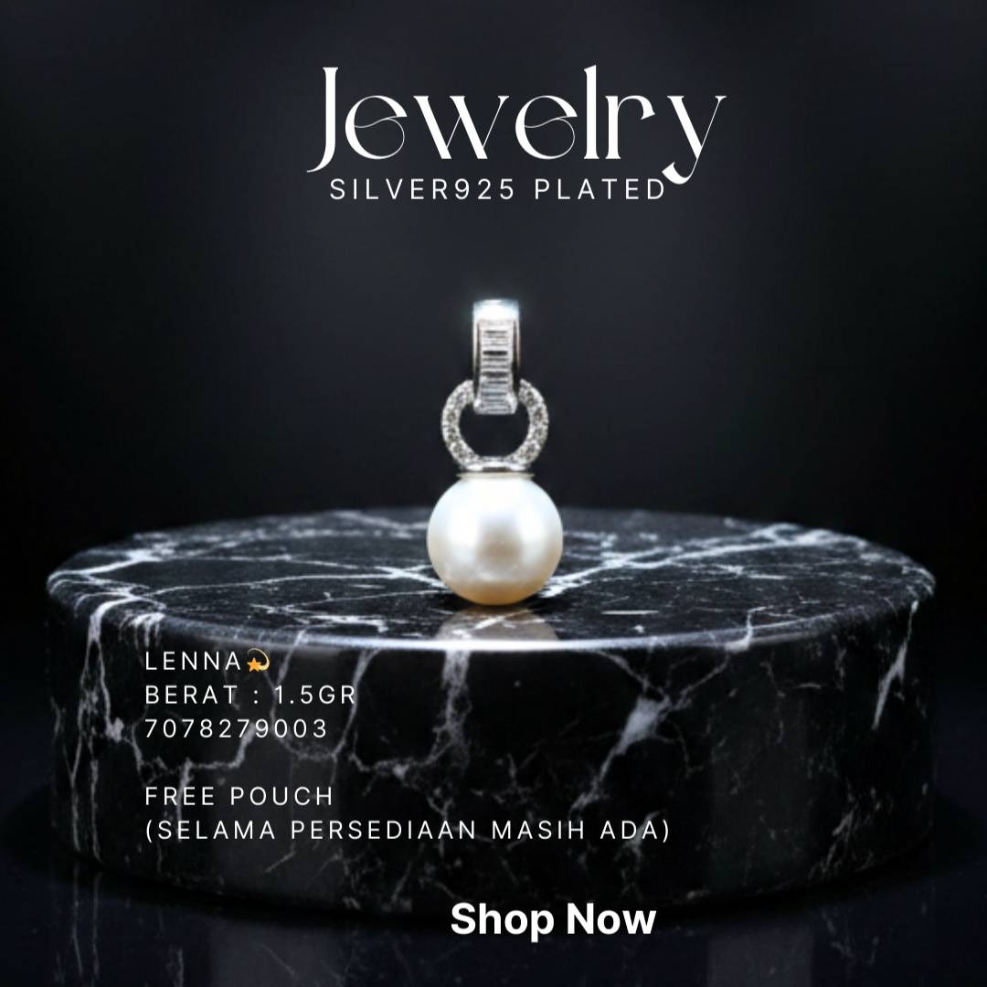 Liontin perak 925 model Lenna dengan mutiara putih dan cincin zirkonia di atas marmer hitam