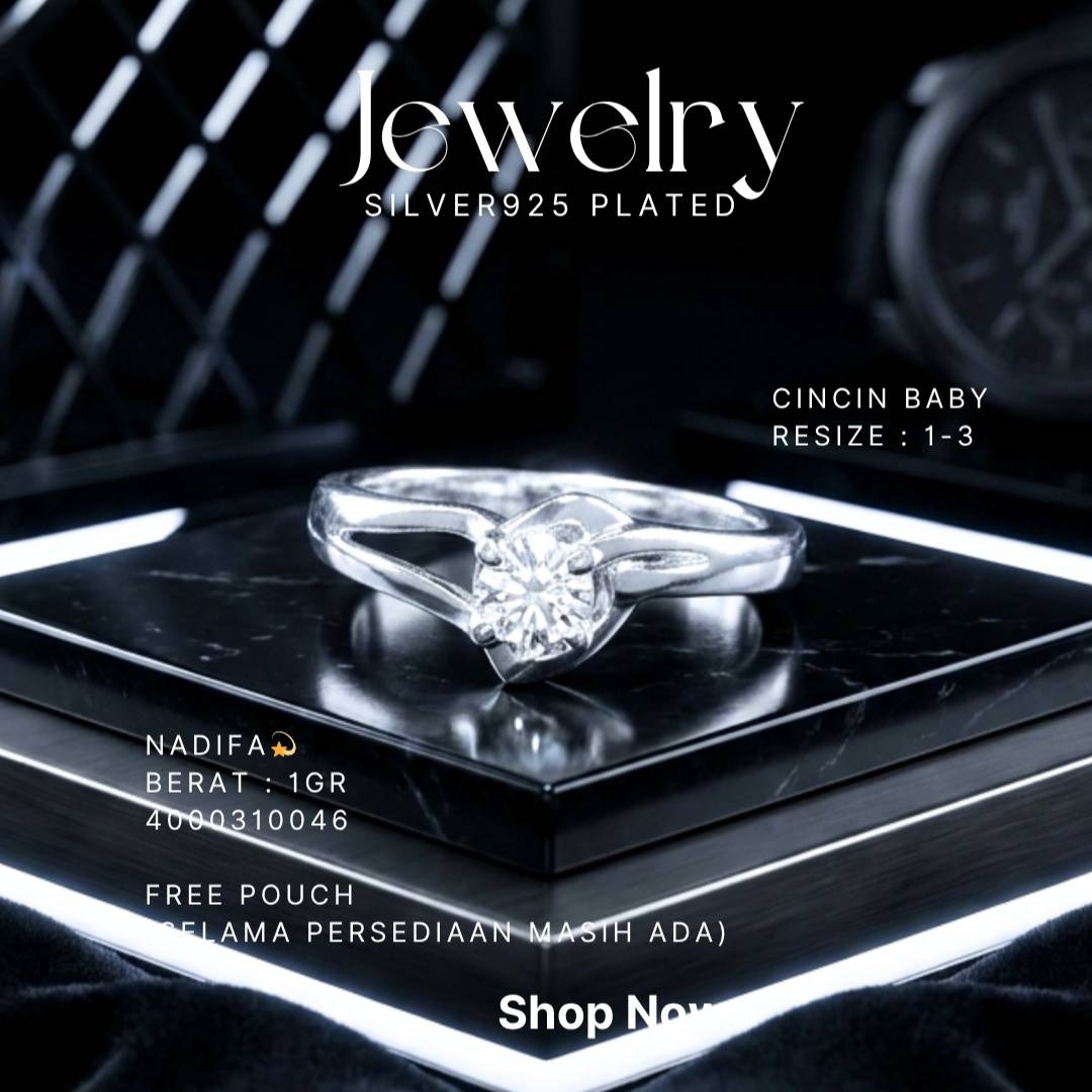 Cincin perak 925 model Nadifa bayi dengan zirkonia bulat di atas podium marmer