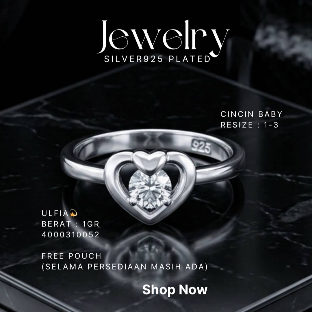 Cincin perak 925 model Ulfia bayi bentuk hati dengan zirkonia di atas marmer hitam