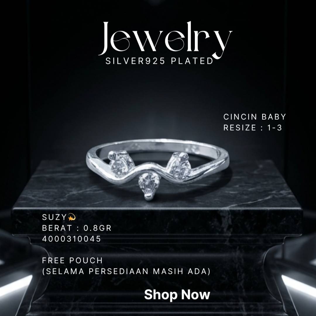 Cincin perak 925 model Suzy bayi dengan tiga zirkonia di atas podium hitam