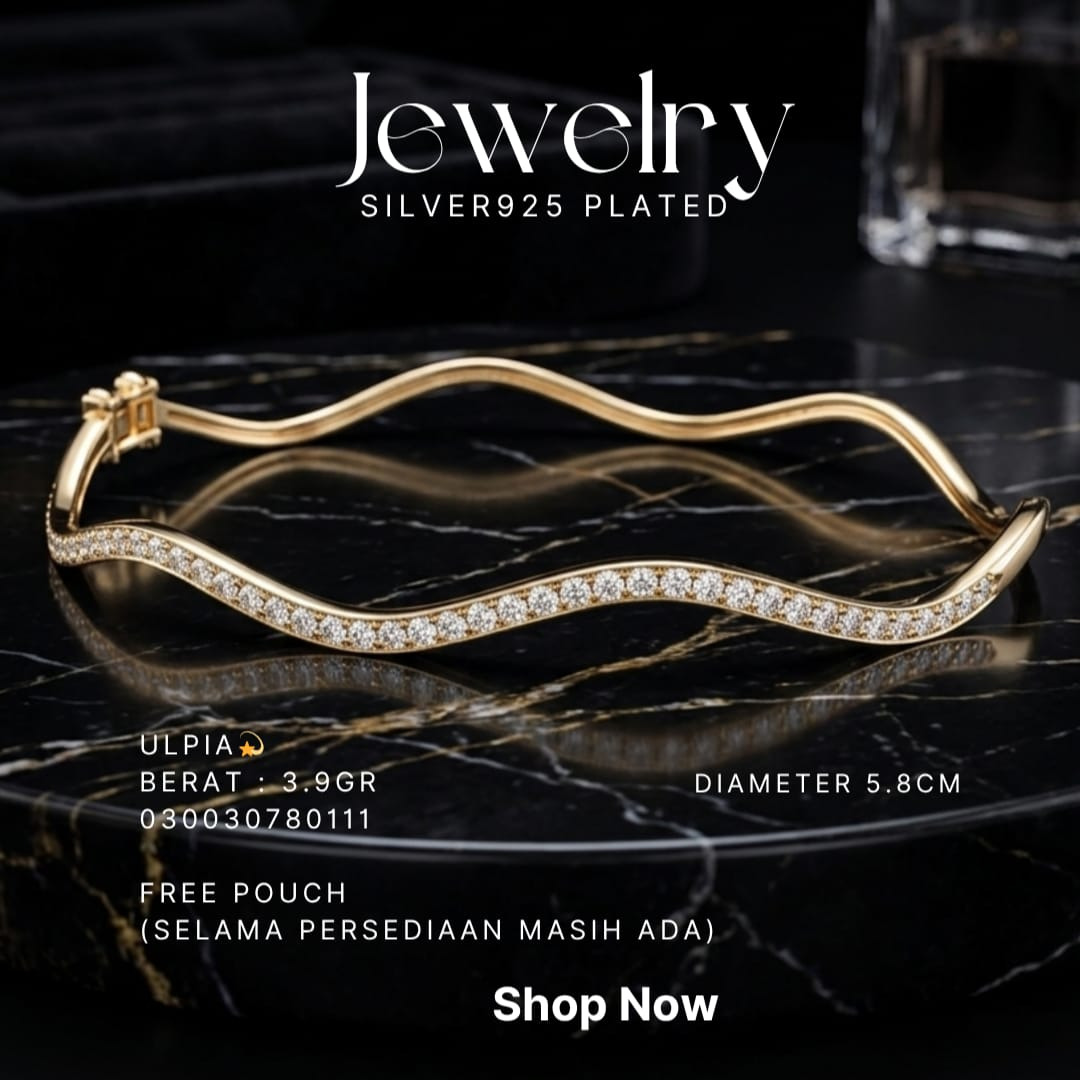 Gelang perak 925 model Ulpia bangle warna gold bergelombang dengan zirkonia di atas marmer