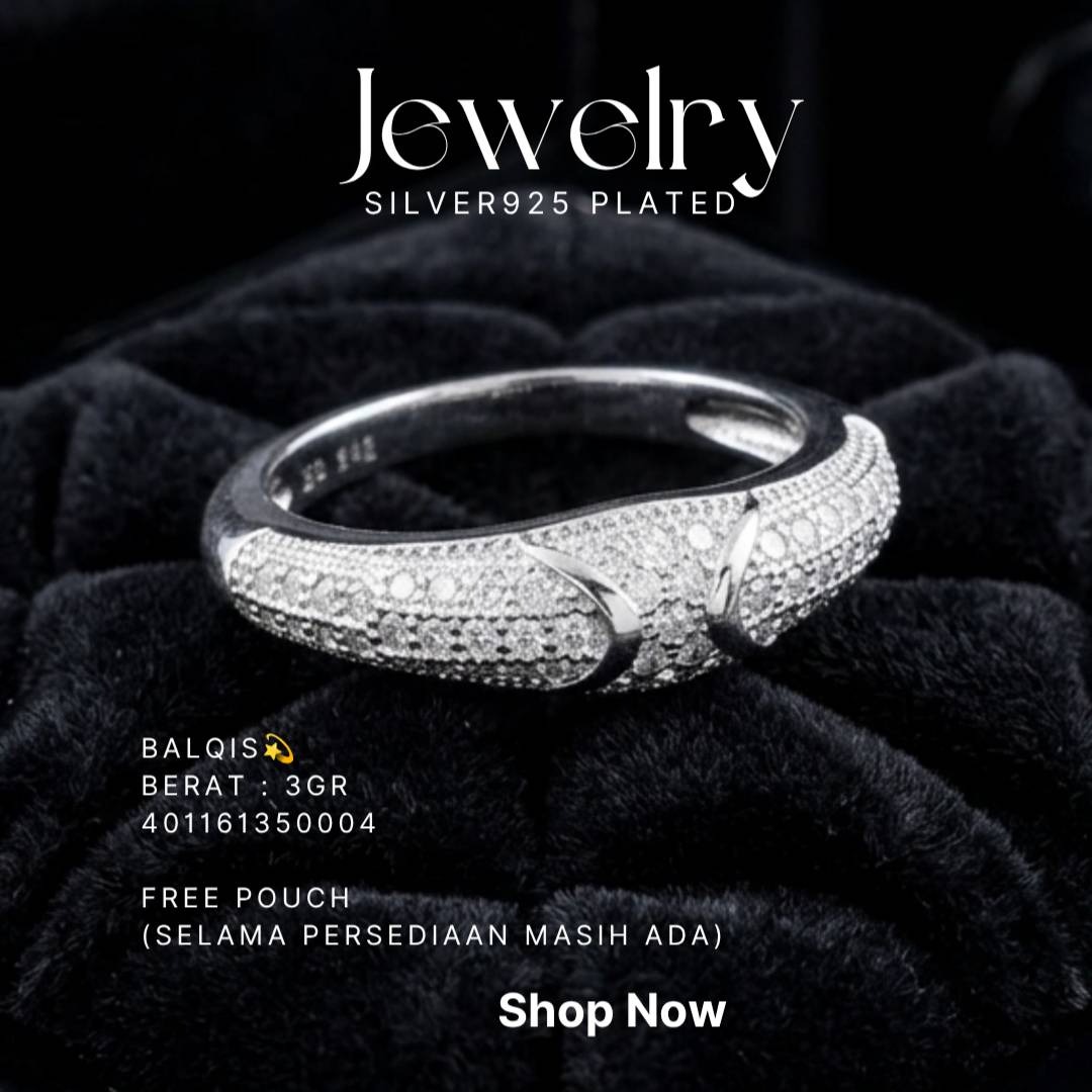 Cincin perak 925 model Balqis bertabur zirkonia kecil di atas beludru hitam